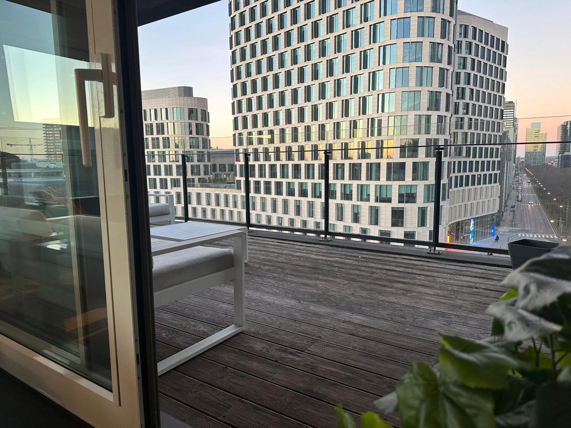 Apartment With Balcony In Brussels Center Екстер'єр фото