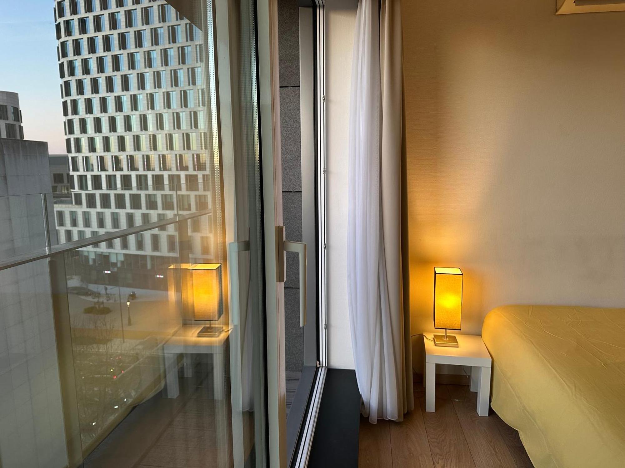 Apartment With Balcony In Brussels Center Екстер'єр фото