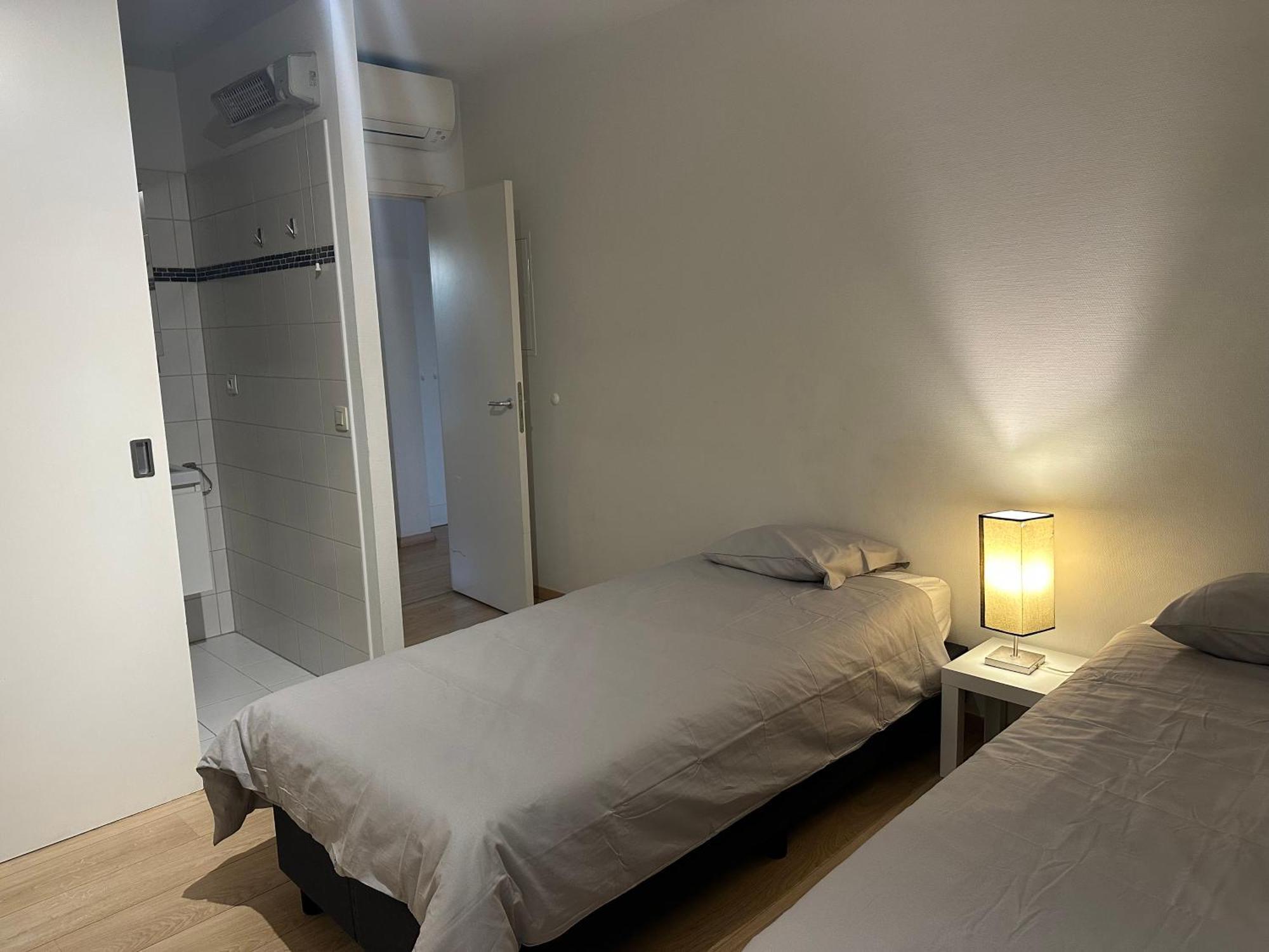Apartment With Balcony In Brussels Center Екстер'єр фото
