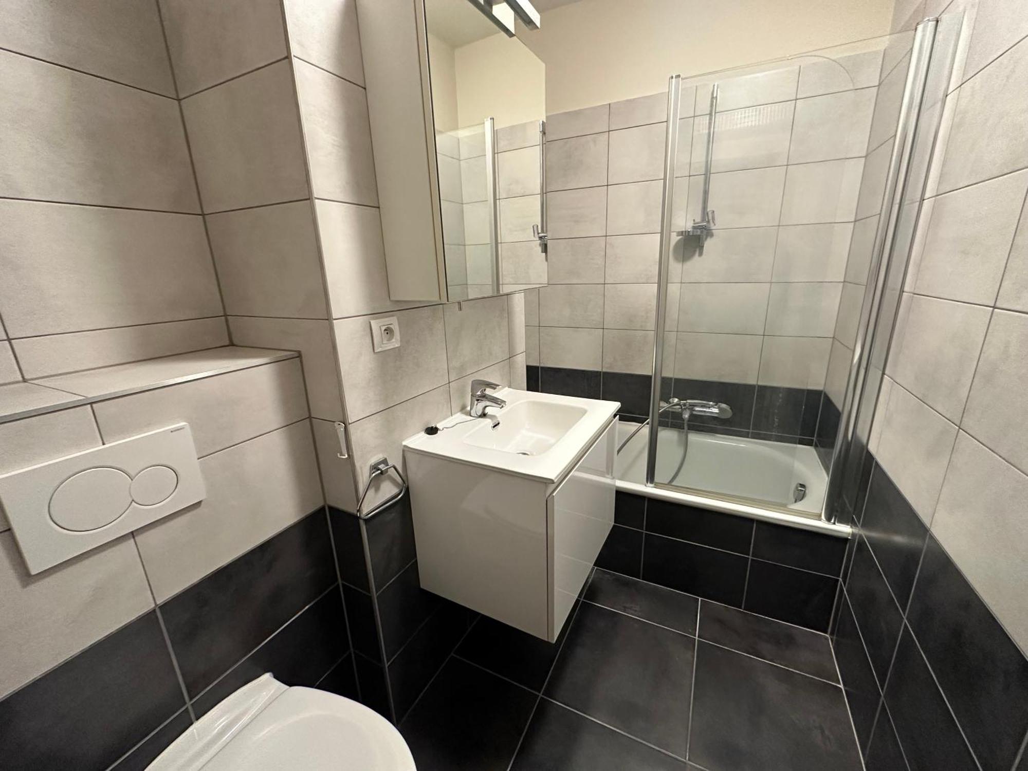 Apartment With Balcony In Brussels Center Екстер'єр фото